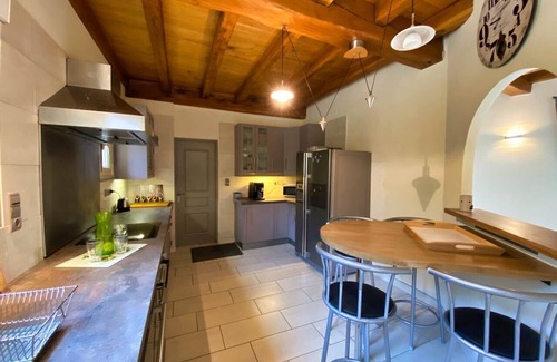 Saint-Genies House | Inviting 4-Bedroom House with Scenic Countryside Views