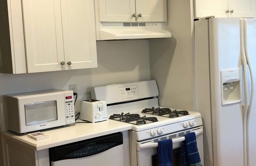 Fish Haven House | Cozy Cottage with Mountain Views and Family-Friendly Amenities