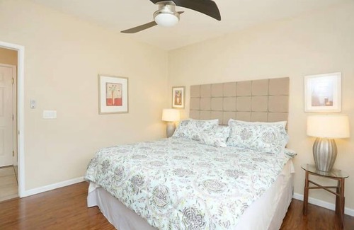 Enterprise House | 4 bedrooms 3 bathrooms. Easy access to stripe. Pet and family friendly.