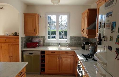 Pignans House | Spacious 4-Bedroom Home with Private Pool & Breakfast