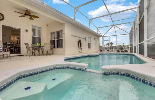 Esprit Villa | Unforgettable 4-Bedroom Home with Pool & Spa on Golf Course