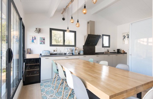 La Couarde-sur-Mer Villa | Experience DUNE Villa: Premium Stay in La Couarde sur Mer