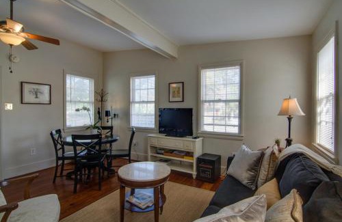 Cannonborough Elliotborough House | Discover 4 Bee St: Pet & Child Friendly Retreat