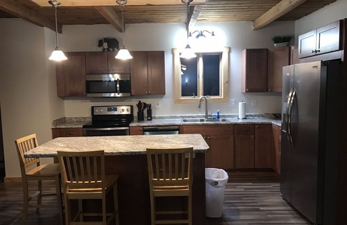 Chocorua Ski and Beach House | Family-Friendly Retreat: 4 BR with Pool & Ocean View