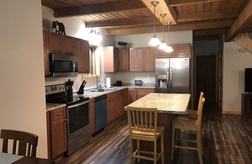 Chocorua Ski and Beach House | Family-Friendly Retreat: 4 BR with Pool & Ocean View