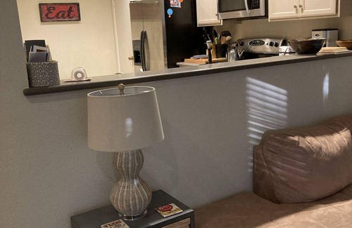 Lakeway Condo | Inviting Lake Travis Condo with Pool & Spa Amenities