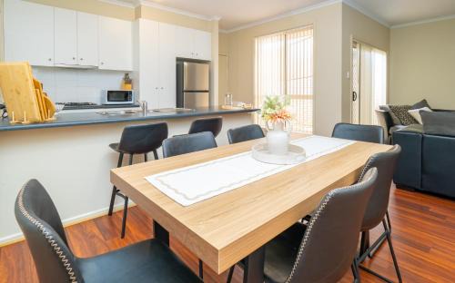 Blakeview Villa | Cozy Villa in Blakes Crossing: Pet-Friendly & Walk to Shops