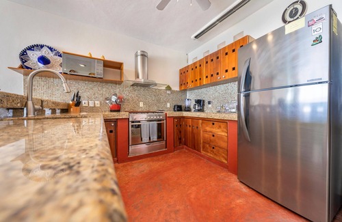 Cancun Condo | Oceanfront Villa with Pool: Rated 10/10 by Guests