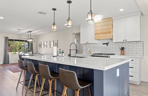 Cavalier Vista House | Beautiful Home in Old Town Scottsdale with Private Pool!