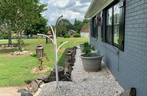 Mocksville House | Serene 4 BR Ranch with Family-Friendly Amenities