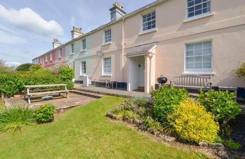 Hope-Cove House | Luxury Ocean View Stay at 4 Coastguards Cottage - Rated 10/10