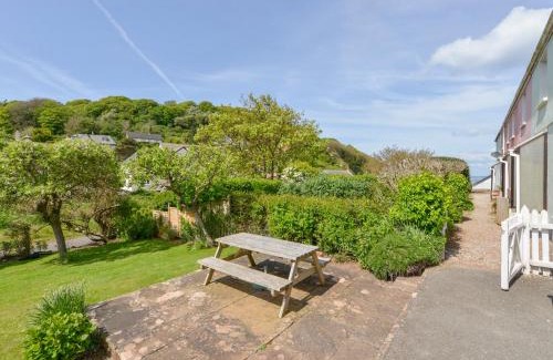 Hope-Cove House | Luxury Ocean View Stay at 4 Coastguards Cottage - Rated 10/10