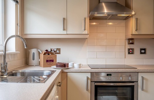 York Apartment | Cozy 4 Crambeck Court with Kitchen & Child-Friendly Perks