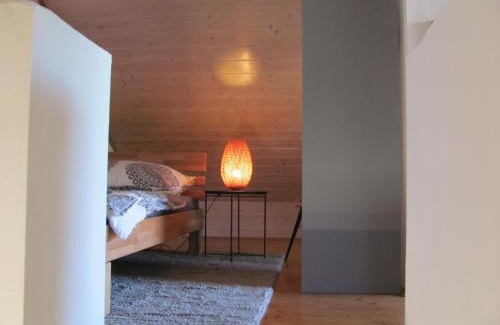 Unterallgau House | Top-Rated Dachstudiozimmer with Balcony Near Airport