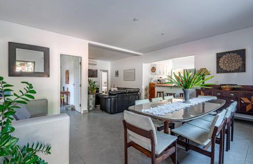 Olaria House | Exclusive Oceanfront Retreat: Nova Near Camburizinho