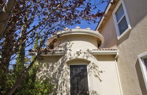 Temecula House | Ideal 5BR Retreat with Pool & Pet-Friendly Amenities