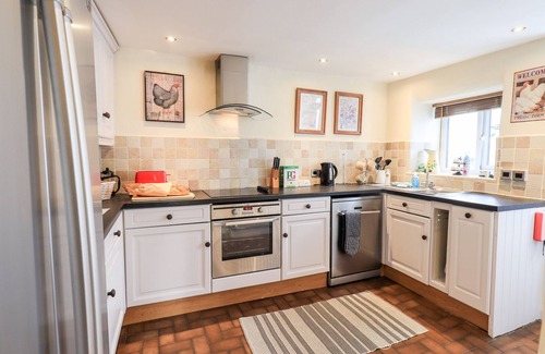 Burton Cottage | Cozy Greencross Cottages: Pet Friendly & Family Ready
