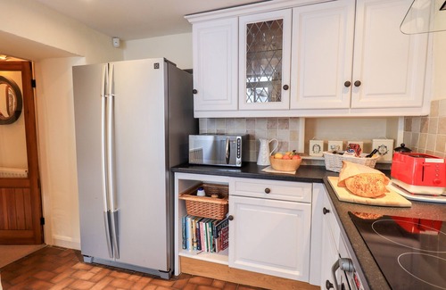 Burton Cottage | Cozy Greencross Cottages: Pet Friendly & Family Ready