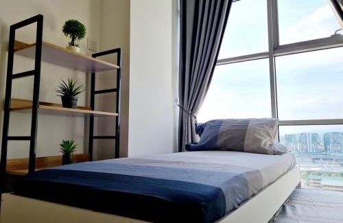 Subang Jaya Apartment | ```html
Pet-Friendly Studio Near Subang Jaya's Best Attractions
```