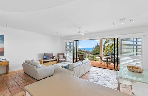 Sunshine Beach Apartment | 4 Hilltop Villas with Ocean Views in the Village Heart