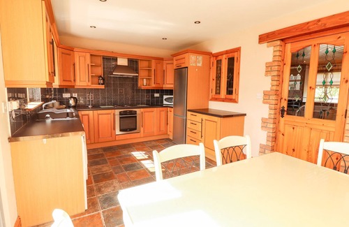 Kilrush Cottage | Family-Friendly Retreat at 4 Killimer Road, Kilrush