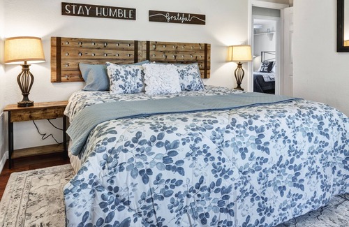 Southlake House | 4 King beds, 2 queen beds, and a futon. Private Pool, Fast Wifi