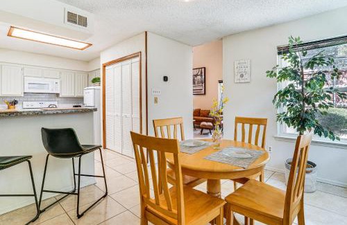 West Arlington House | Pet-Friendly Fort Worth Townhome Near AT&T Stadium