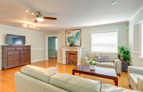 Largo House | Inviting Largo Hideaway with Pool, Near Beautiful Beaches!