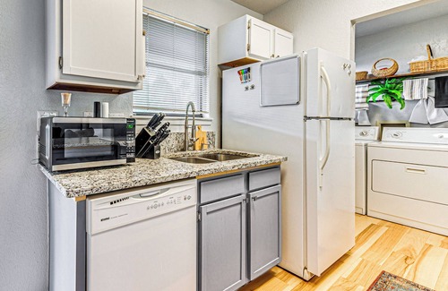 Ruidoso Condo | 4 Mi to Dtwn: Cozy Family Condo in Ruidoso!