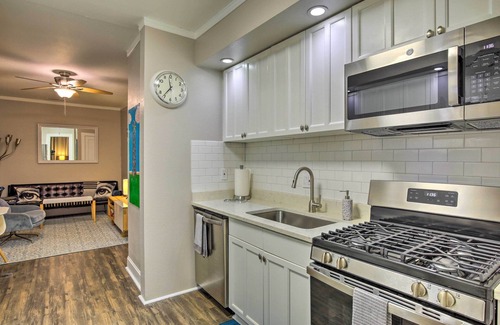 Lower Greenville House | Bright Bungalow G in Dallas: Outdoor Patio & Spa Included!