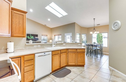 Grand Junction House | 4 Mi to Dtwn Grand Junction: Hot Tub Haven!