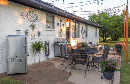 McKinney House | Delightful McKinney Retreat with Game Room & Pet-Friendly Perks!
