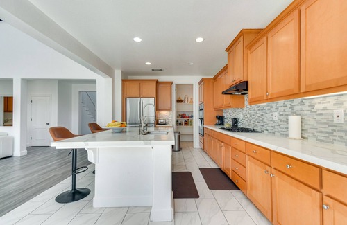 Merced House | Stylish Merced Home - Near Downtown with Great Amenities!