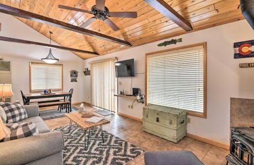 Grand Lake House | Inviting Cabin with Mountain Views Near Grand Lake