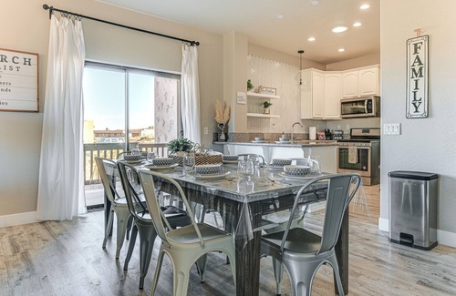 Greenehaven House | 4 Mi to Lake Powell: Retreat w/Game Room!