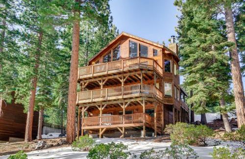 Kingswood Estates House | 4 Mi to Lake Tahoe Family Cabin with 3 Decks!