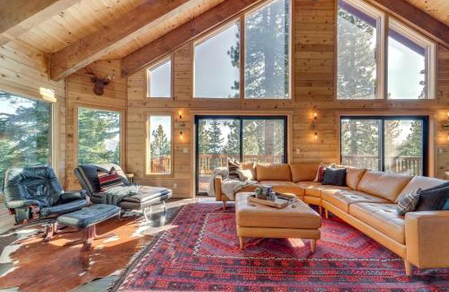 Kingswood Estates House | 4 Mi to Lake Tahoe Family Cabin with 3 Decks!