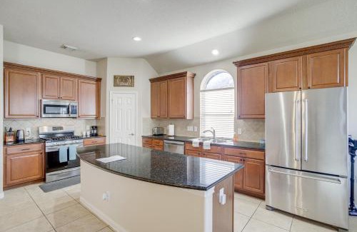 Spring House | Family-Friendly Spring Getaway - Close to Six Flags