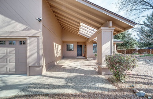 Sedona Cottage | 4 Mi to Uptown Sedona: Desert Home w/Mtn Views!