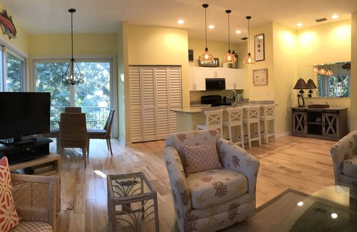 Wabasso Beach Condo | Tranquil Condo in Sea Oaks Beach with Pool and Spa Access