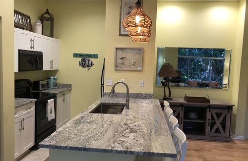 Wabasso Beach Condo | Tranquil Condo in Sea Oaks Beach with Pool and Spa Access