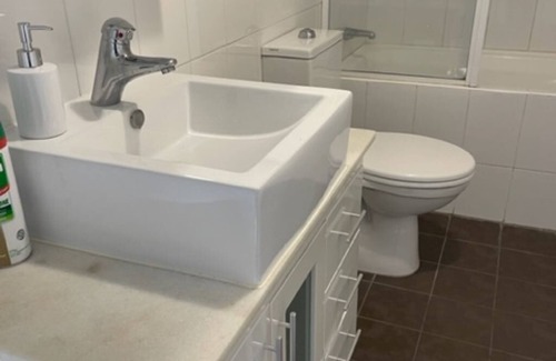 Guildford Apartment | Convenient Stay Just 4 Minutes from the Station