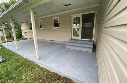 Moorefield House | Convenient 3-Bedroom Getaway, Pet Friendly Near Moorefield