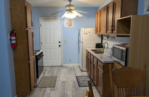 Omaha House | Convenient 2-Bedroom Home Near Zoo & Downtown Attractions
