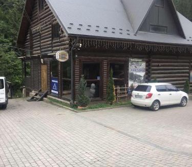 Snidavka House | Oceanfront 4 Mountains Hotel with Family-Friendly Amenities