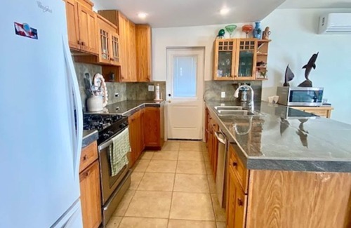 Puerto Penasco House | 4 or 5 Bdrm Beachfront NEW Listing. Spacious, WiFi, AC, sleeps up to 14 in beds