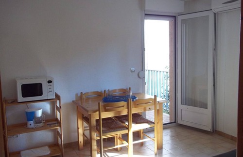 Calvi Apartment | Cozy 4-Person Apartment for Unforgettable Getaways