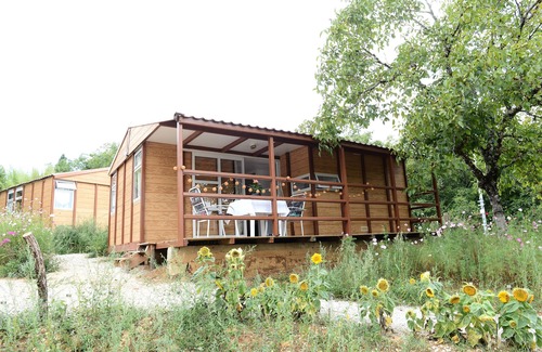 Saint-Andre-dAllas House | Cozy Bungalow in Scenic Périgord Noir with Pool Access