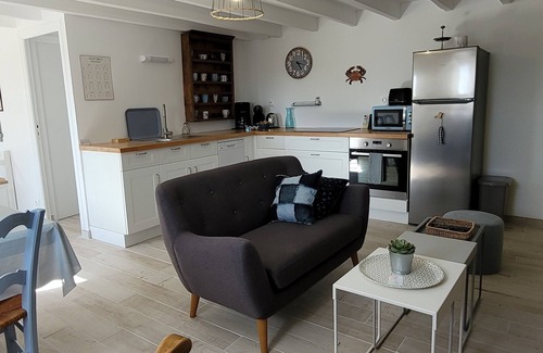 Plomodiern Cottage | Cozy Gite in a Typical Breton Farmhouse by the Sea
