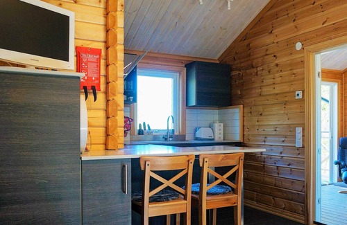 Vasterlanda House | Cozy 4-Person Holiday Home in Vesterlanda - Child Friendly